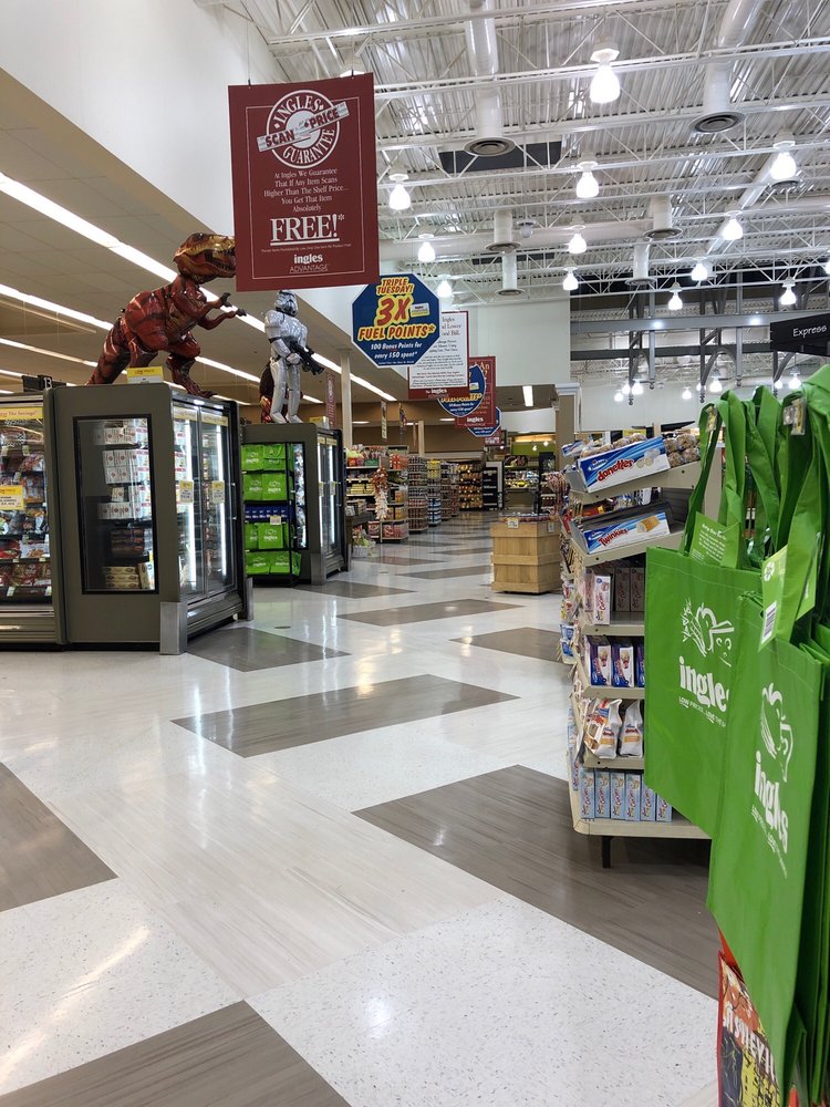 Ingles Markets 140 Weaver Blvd, Weaverville