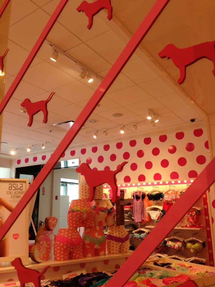 Victoria's Secret 6808 Main St, Wilmington