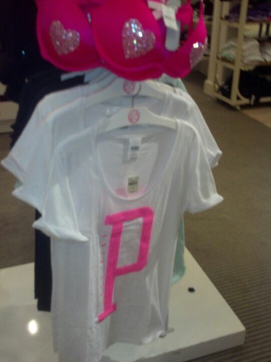 Victoria's Secret 3320 Silas Creek Pkwy, Winston-Salem