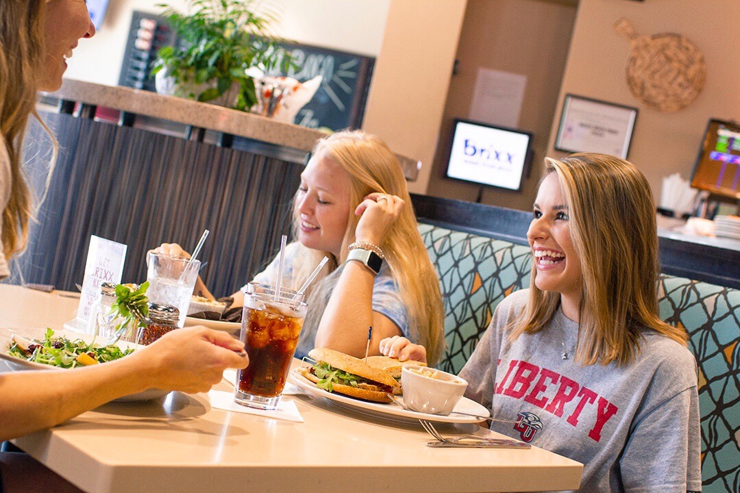 Brixx Wood Fired Pizza 1295 Creekshire Way, Winston-Salem