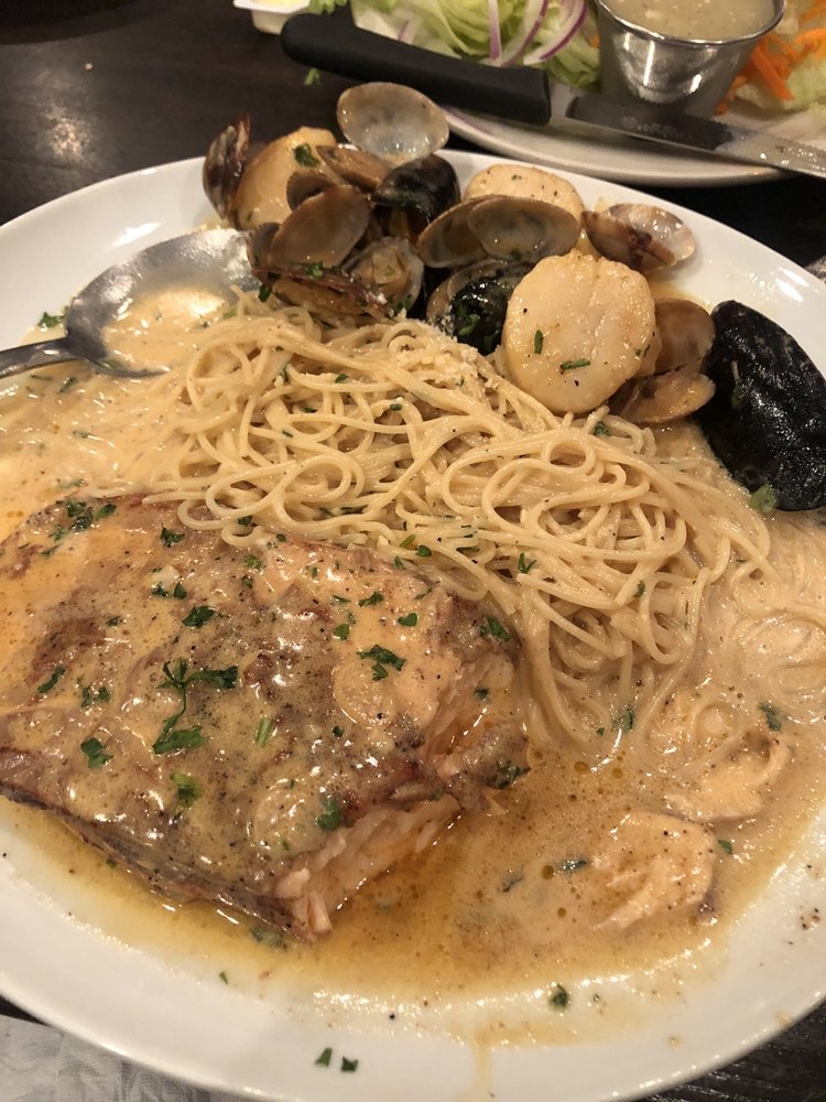Vinnie's Pizzeria and Italian Restaurant 5076 Peters Creek Pkwy, Winston-Salem