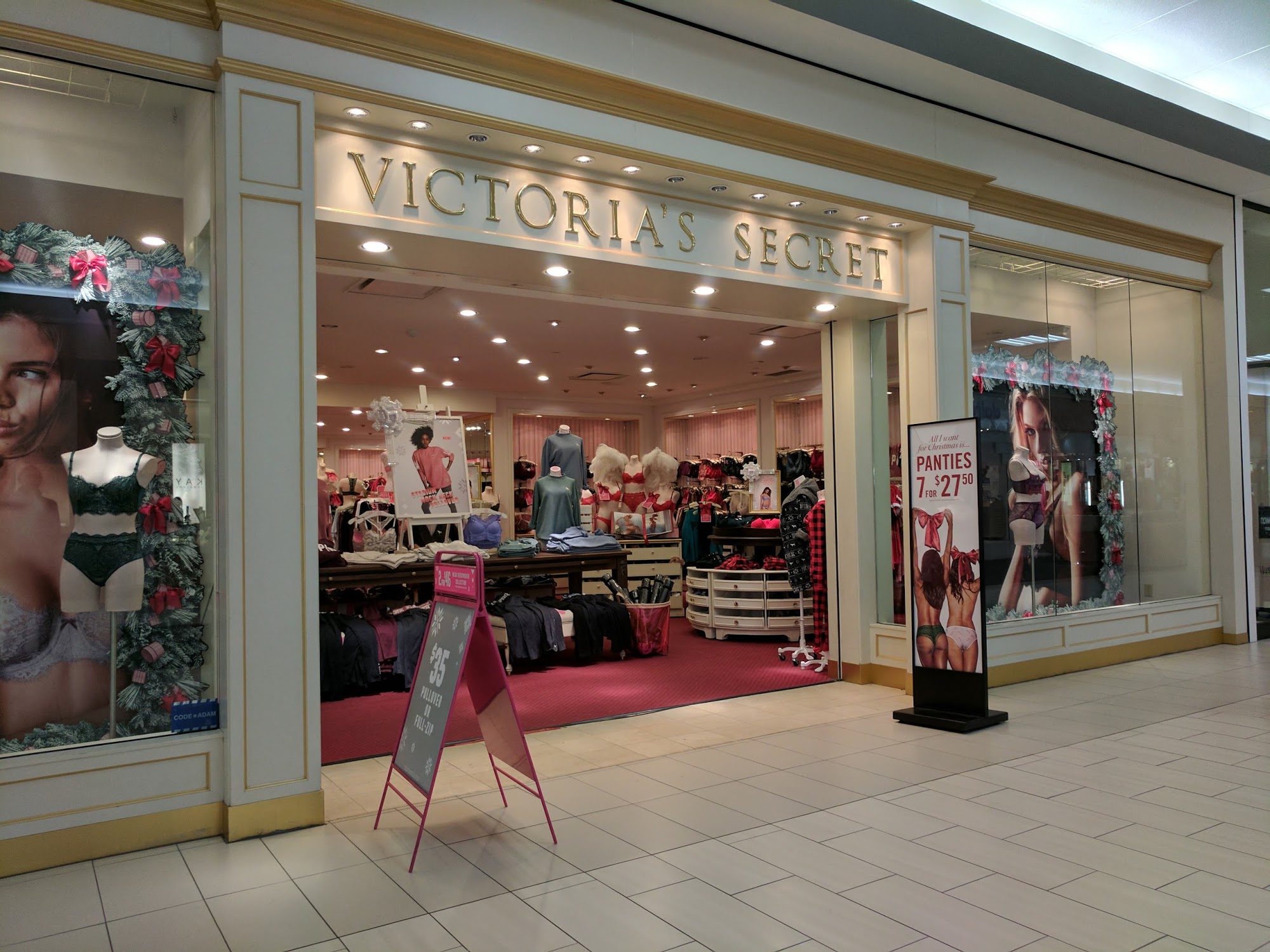 Victoria's Secret & PINK by Victoria's Secret
