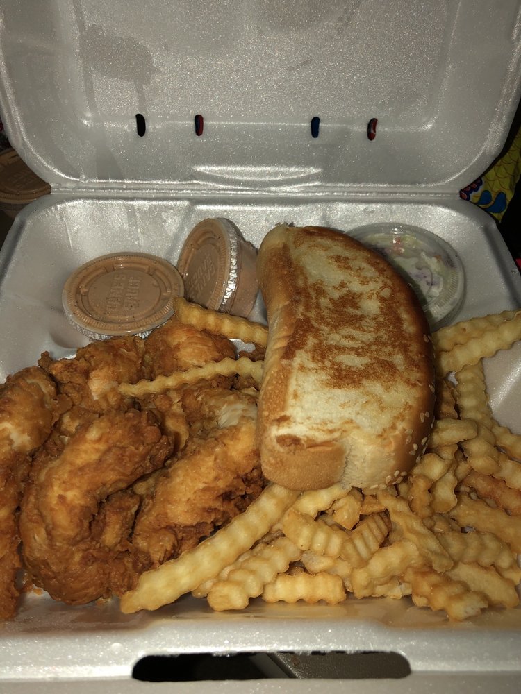 Raising Cane's Chicken Fingers 403 N 48th St, Lincoln