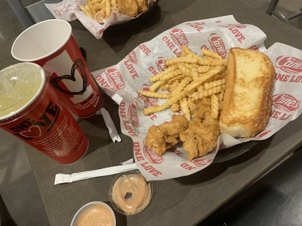 Raising Cane's Chicken Fingers 2820 Cornhusker Hwy, Lincoln