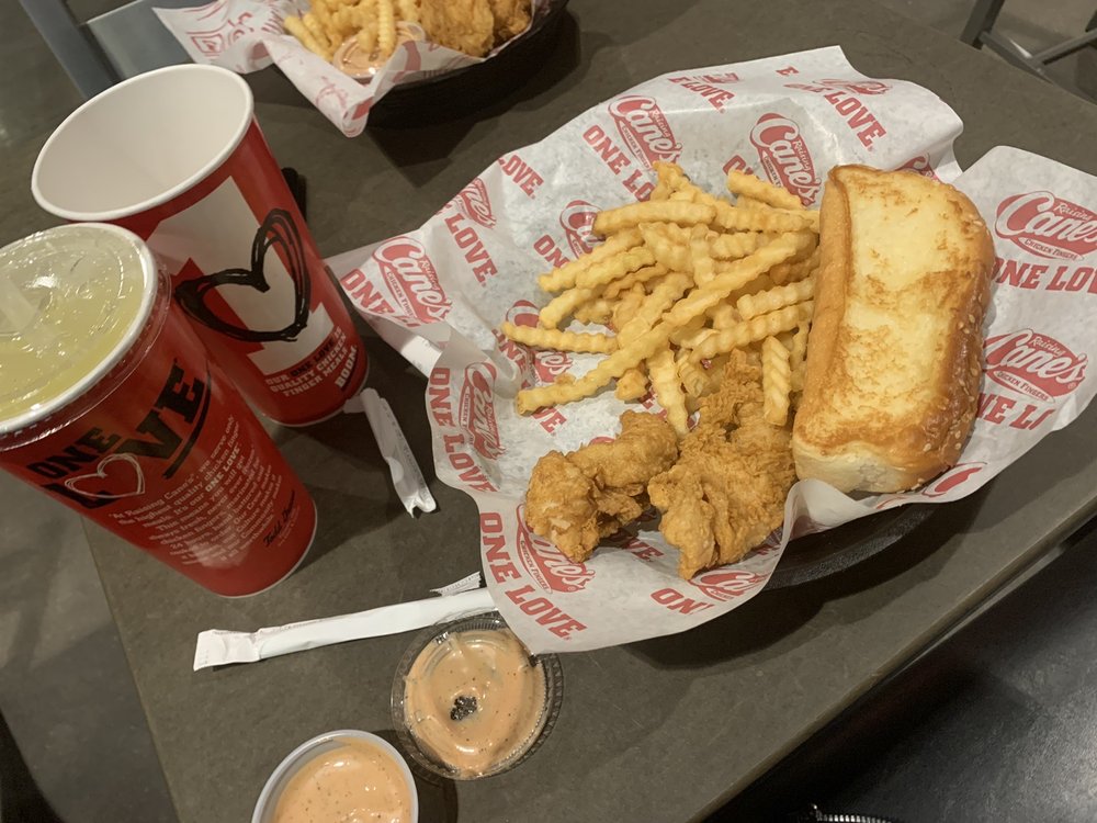 Raising Cane's Chicken Fingers 2820 Cornhusker Hwy, Lincoln