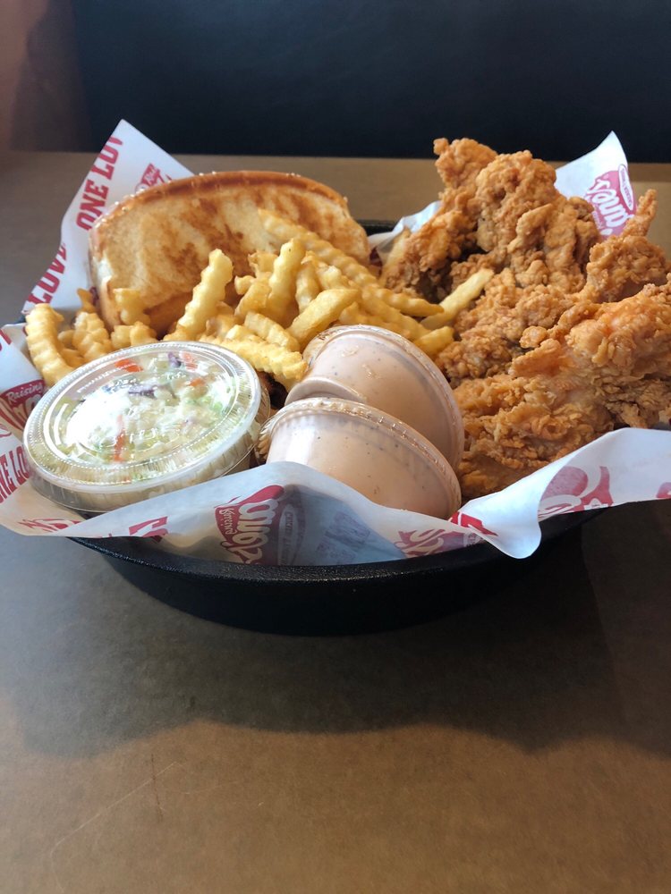 Raising Cane's Chicken Fingers 5810 S 58th St, Lincoln