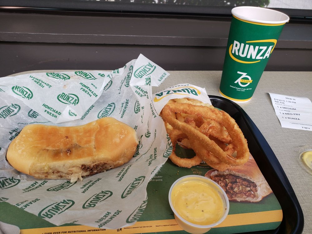 Runza Restaurant 937 S 13th St, Lincoln