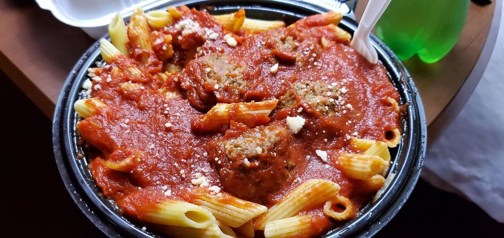 Valentino's 3535 Holdrege St #100, Lincoln