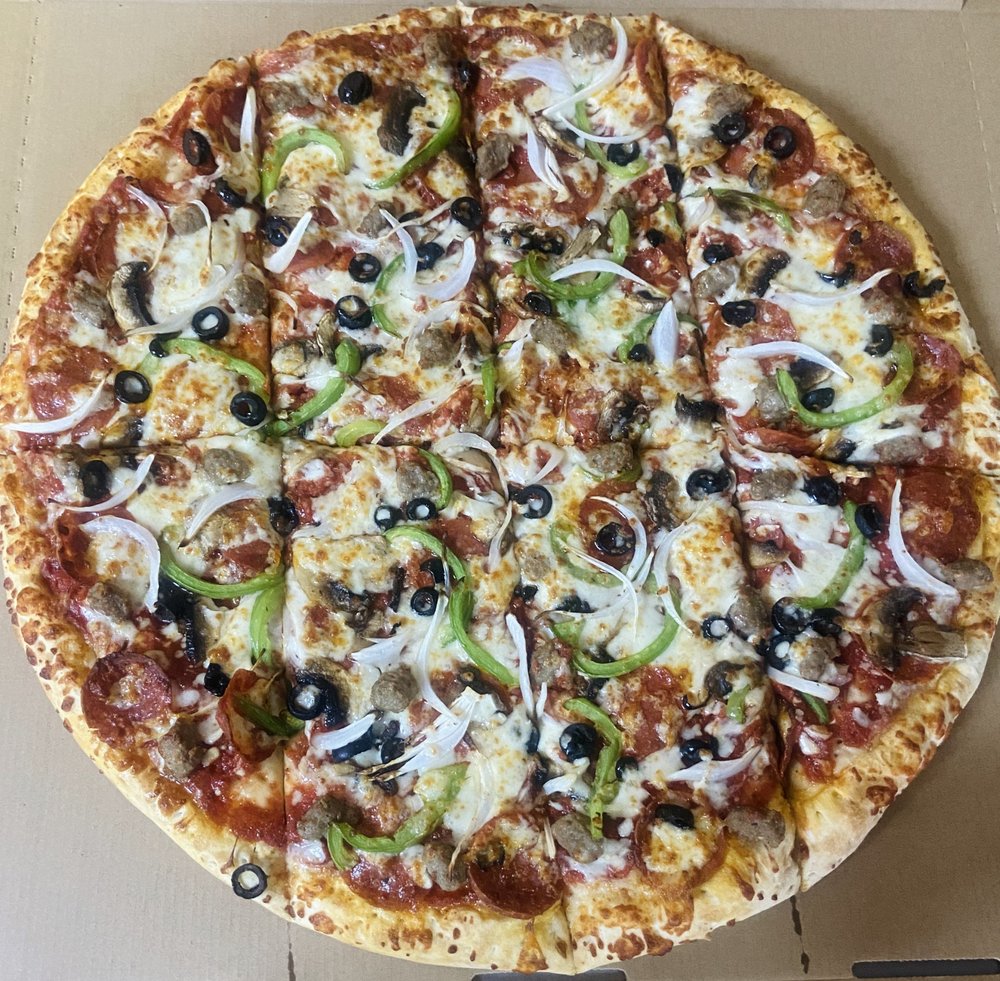 Big Daddy's Pizza 4164, 3720 N 27th St #8, Lincoln