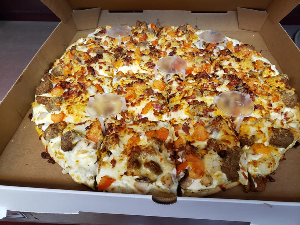 Boss' Pizza & Chicken 1000 Saunders Ave, Lincoln
