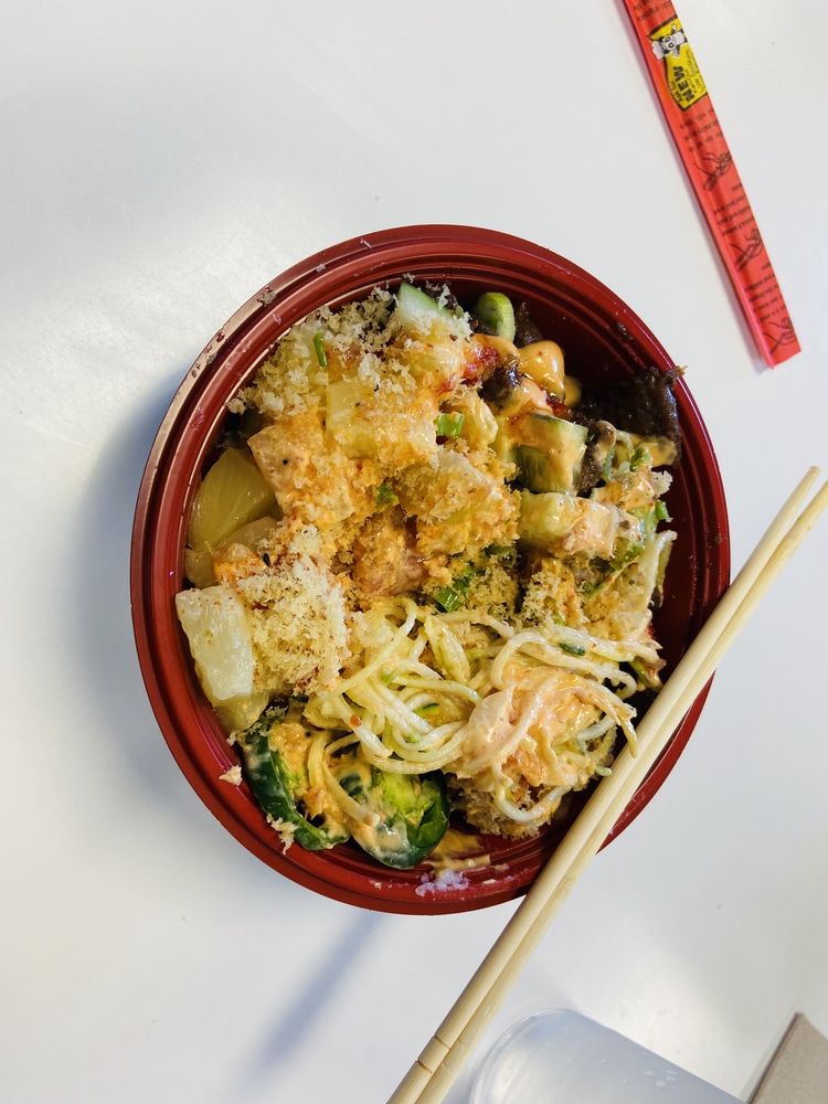 Grey Whale Poke Bowl 1317 Q St #130, Lincoln