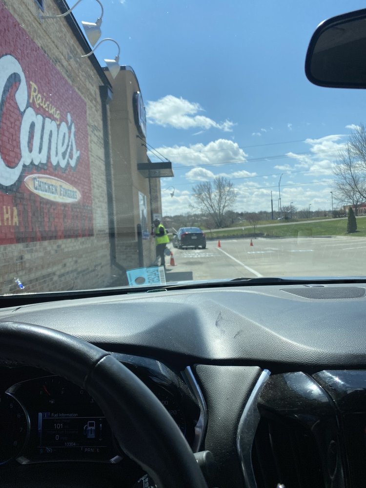 Raising Cane's Chicken Fingers 12930 W Maple Rd, Omaha