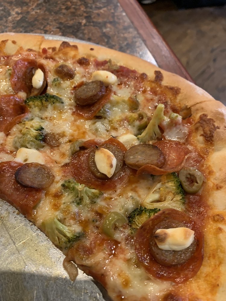 Zio's Pizzeria 1109 Howard St, Omaha