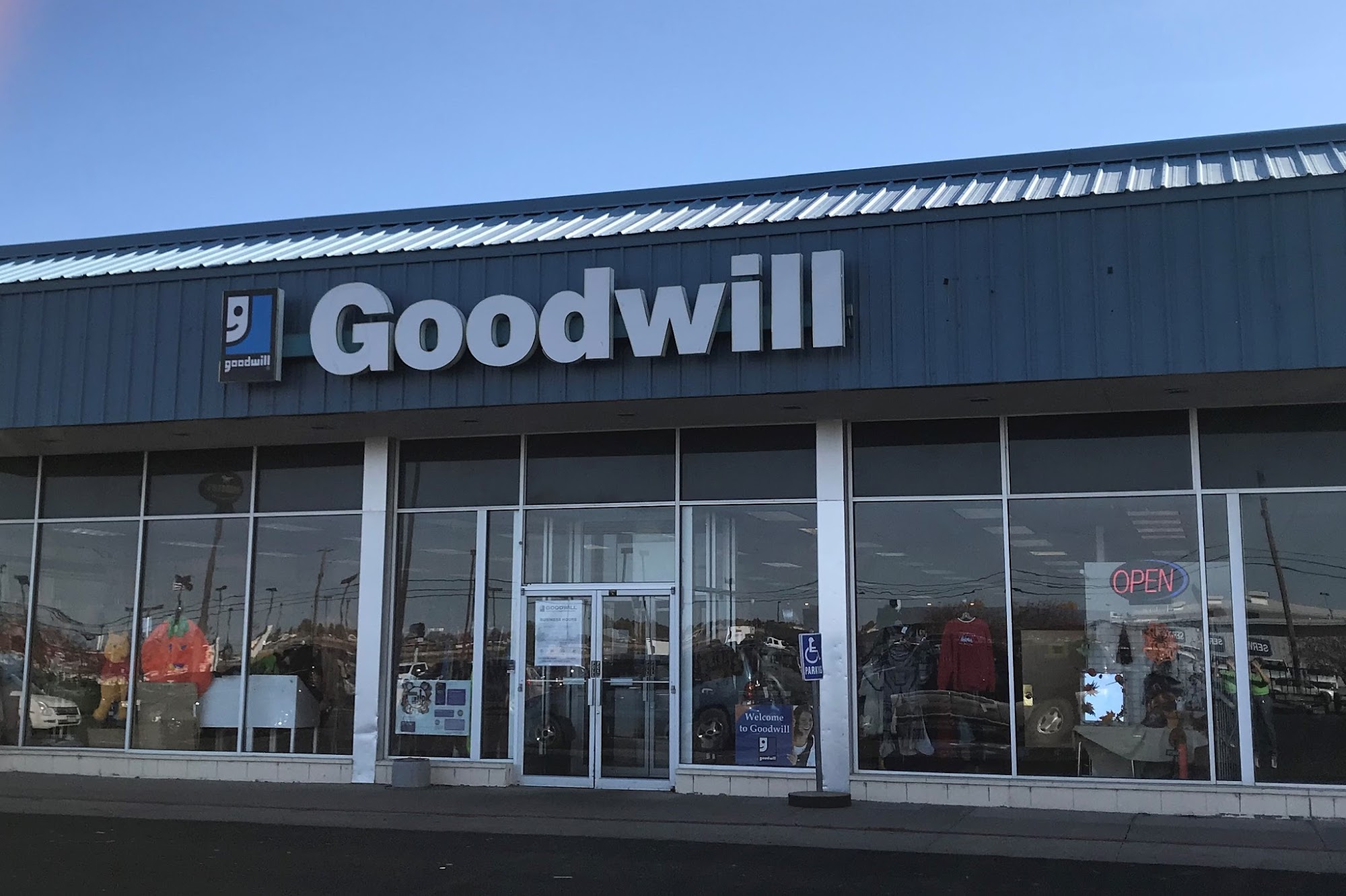 Goodwill - Retail Store