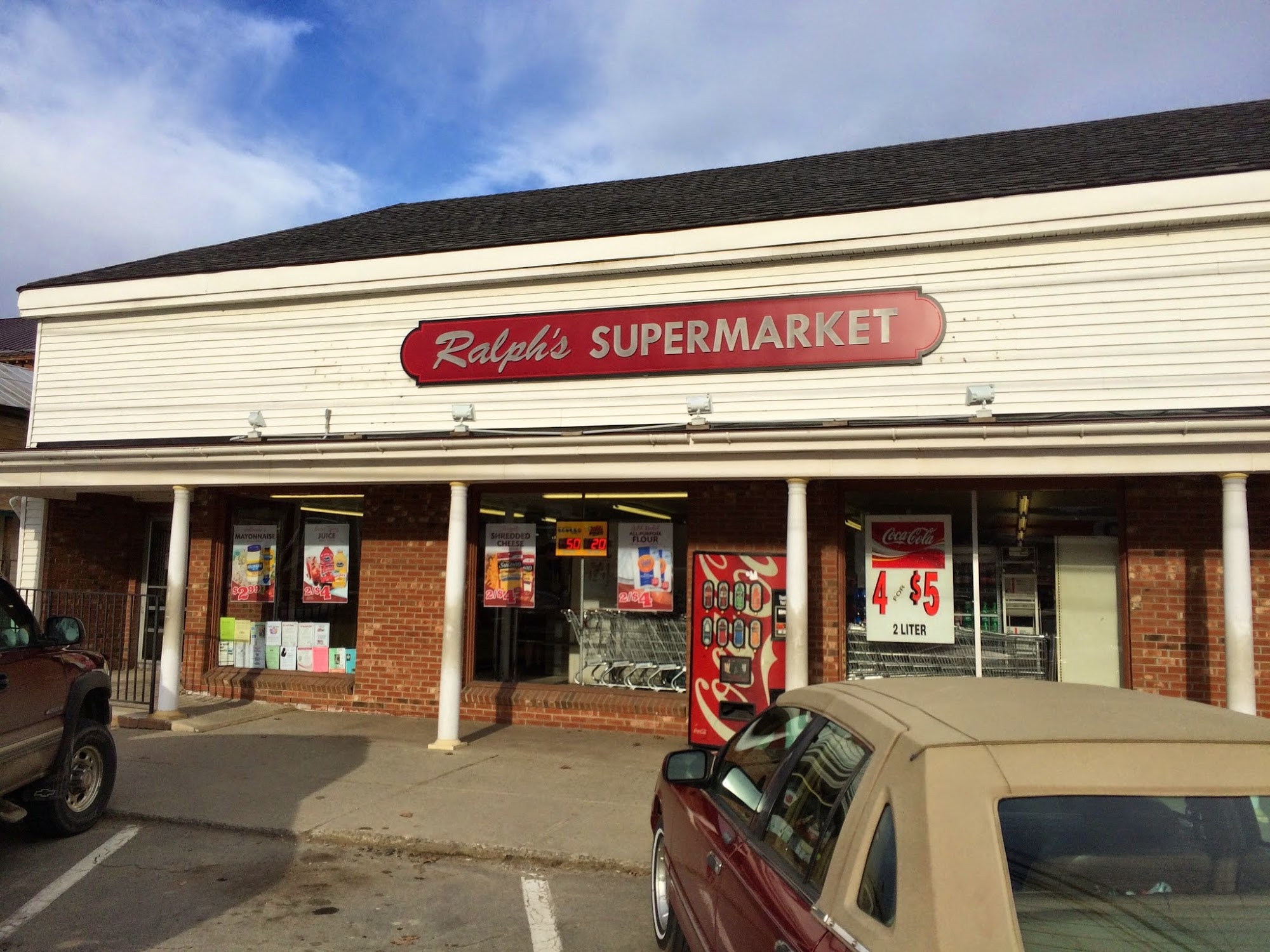Ralph's Supermarket