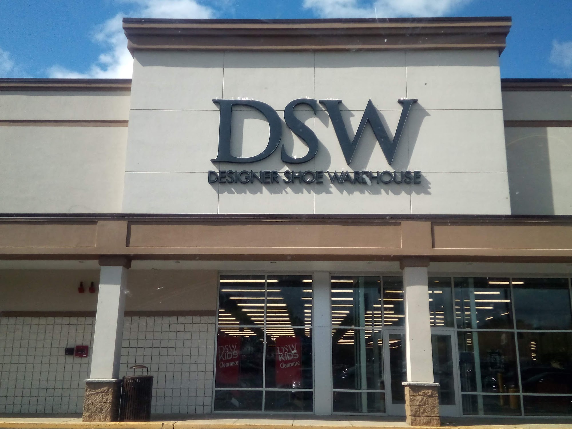 DSW Designer Shoe Warehouse