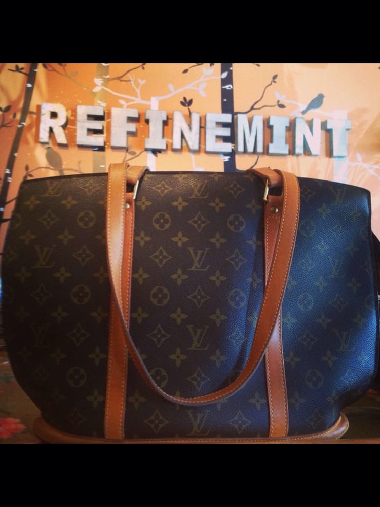 Refinemint Consignment Boutique 880 Main St, Belford