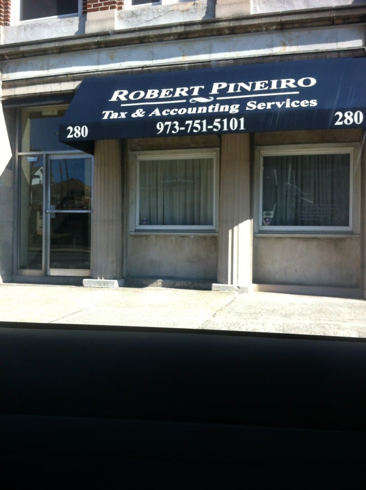 Robert Pineiro Tax & Accounting Services