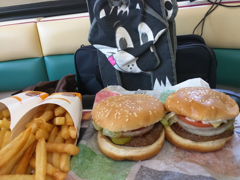 Burlington, NJ Restaurants Open for Takeout, Curbside Service and/or