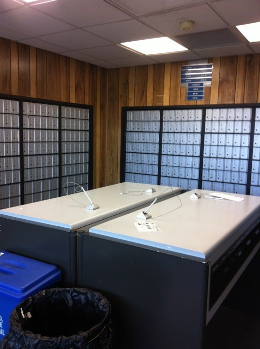 United States Postal Service 212 Pershing Ave, Carteret