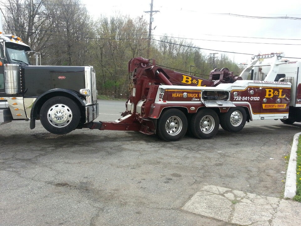 B&L Recovery & Towing 100 Minue St, Carteret