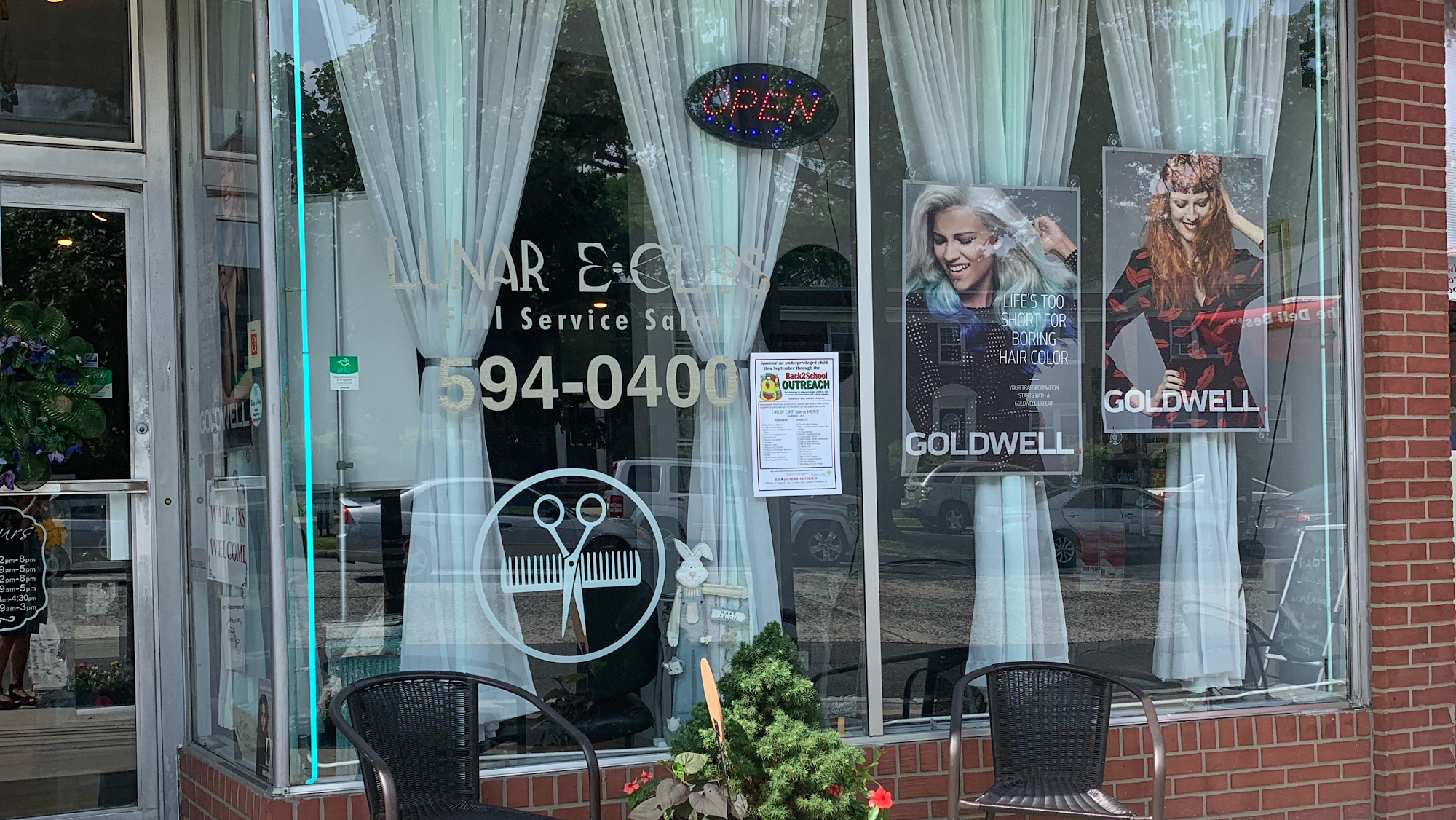 Lunar E-Clips Full Service Salon