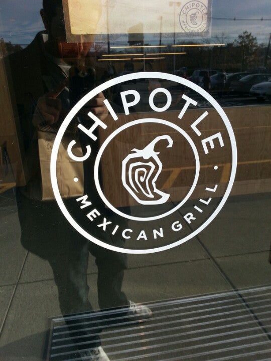 Chipotle Mexican Grill 40 NJ-17, East Rutherford