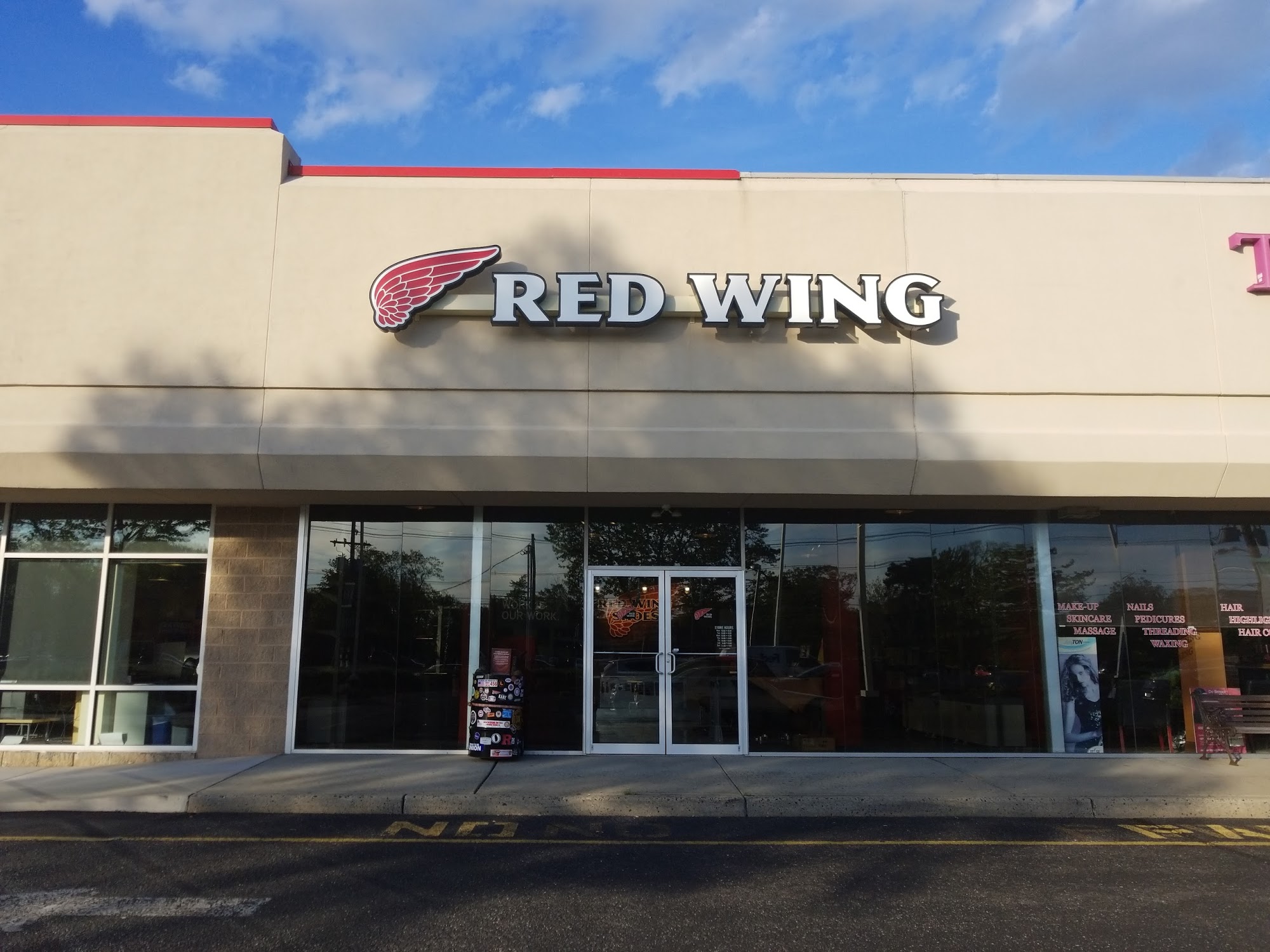 RED WING - EATONTOWN, NJ