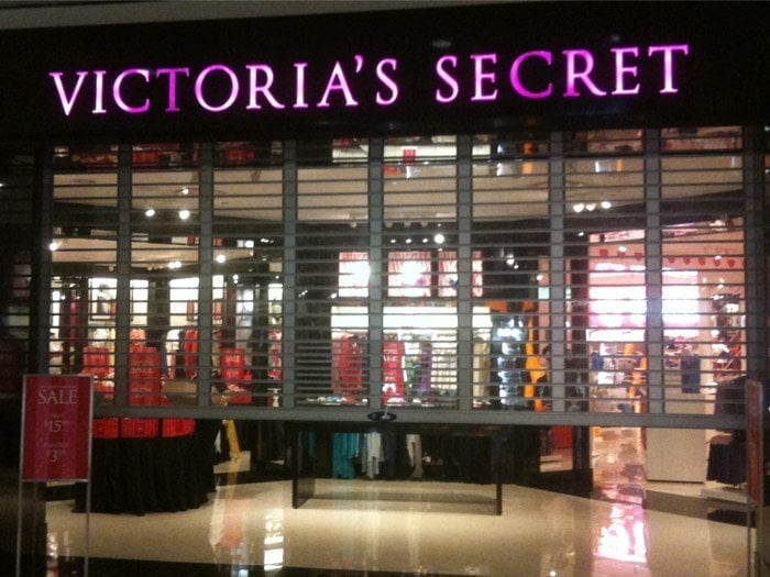 Victoria's Secret 432 Menlo Park Dr, Edison