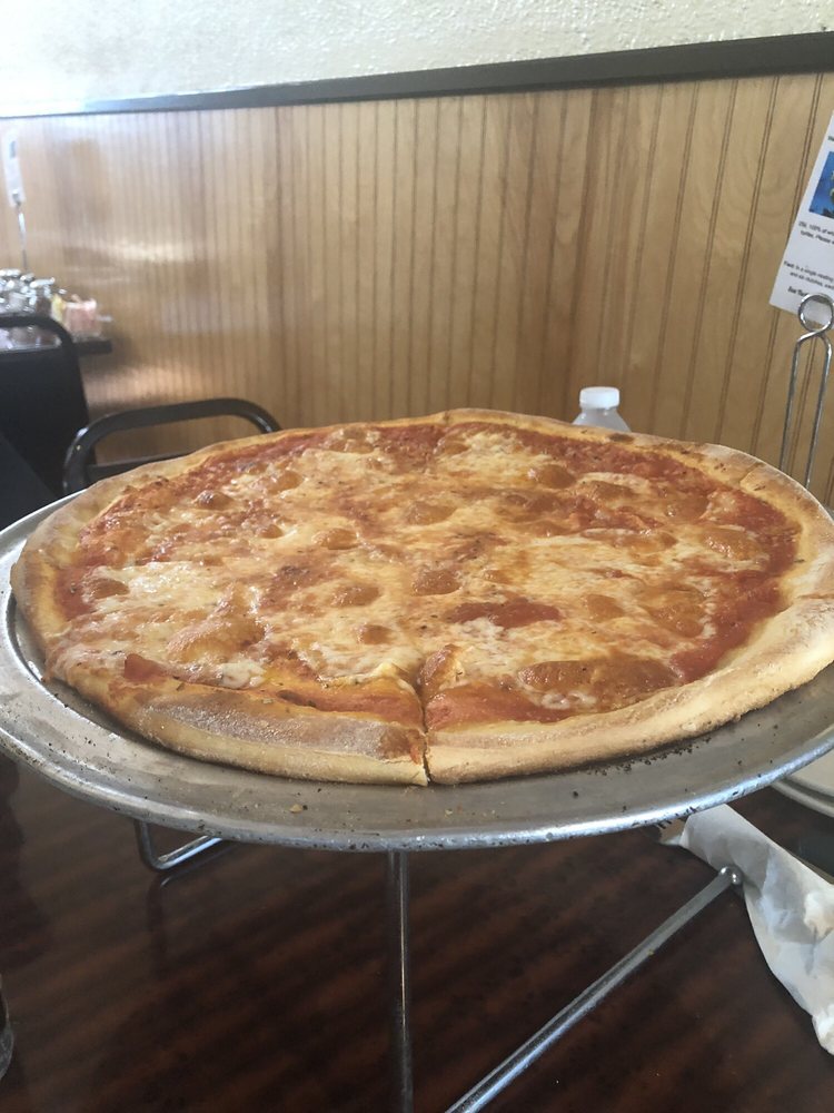 Ferraro's Restaurant & Pizzeria 1061 Amboy Ave, Edison