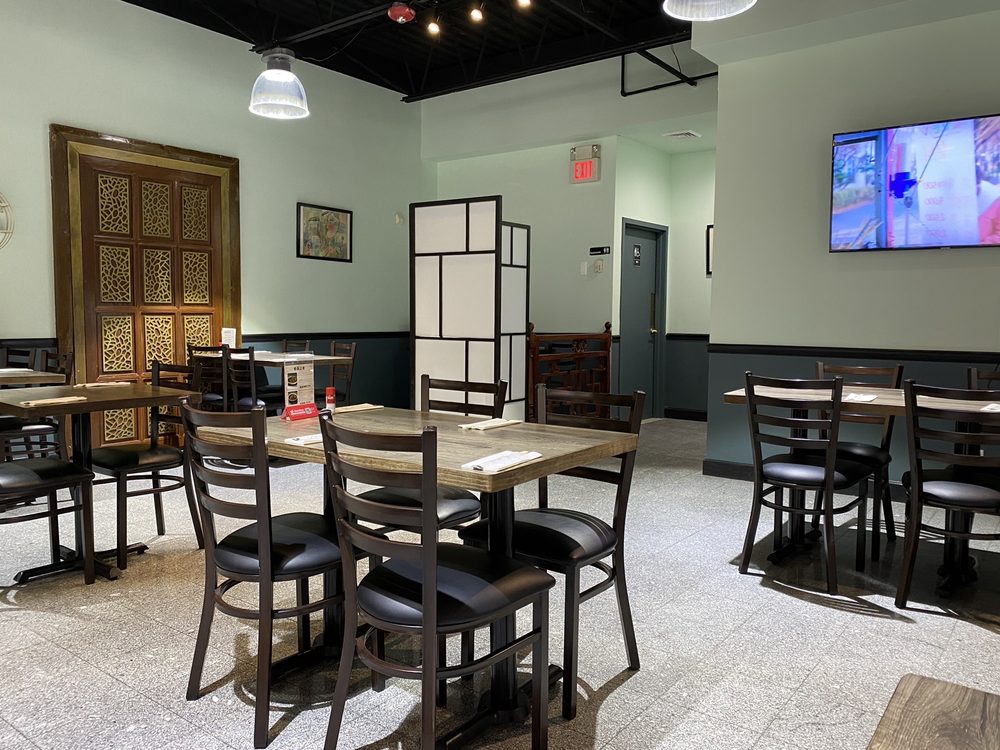 四海All Blue Seafood and Ramen House (四海) 1639 NJ-27, Edison
