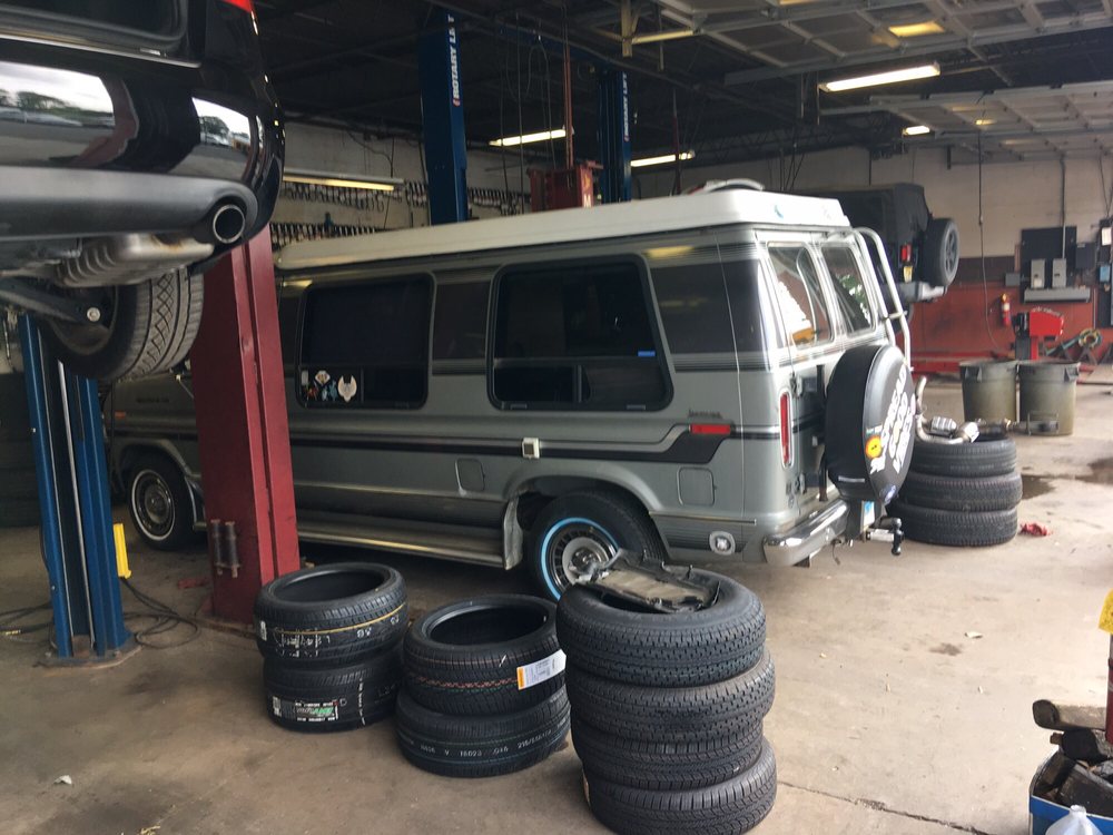 Circle Brake Services & Tires 294 US-46, Elmwood Park