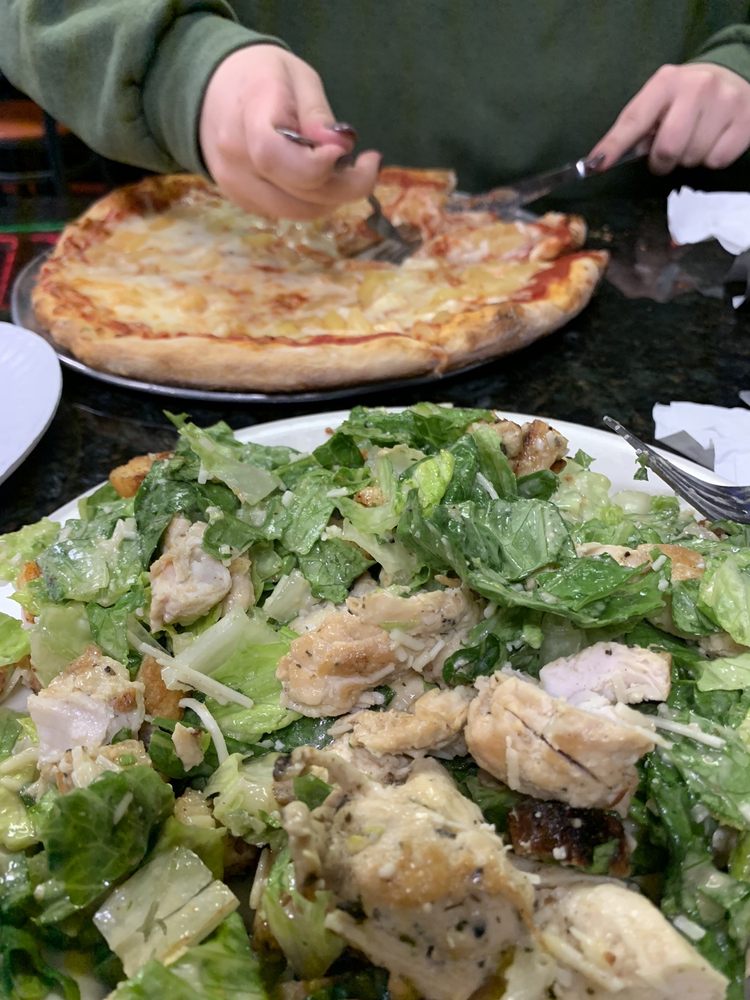 Flemington, NJ Restaurants Open for Takeout, Curbside Service and/or