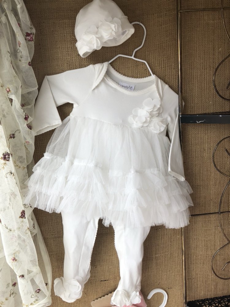 Young Fashions Inc 208 Boulevard, Hasbrouck Heights