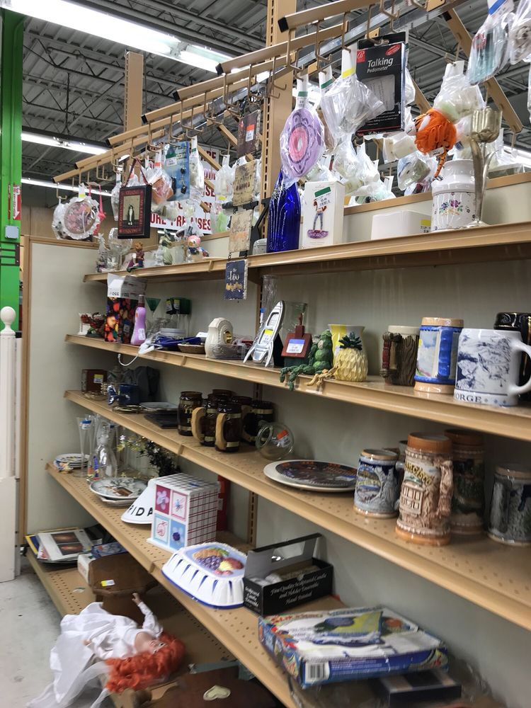 Value Village 111 Wagaraw Rd, Hawthorne