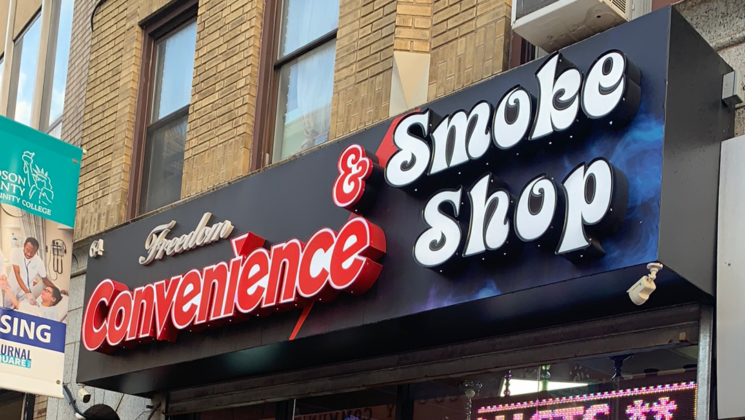 Freedom convenience smoke shop