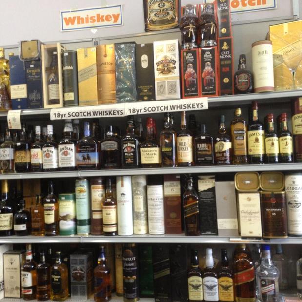 J & J Fine Wine & Liquor 39 Ridge Rd, Lyndhurst