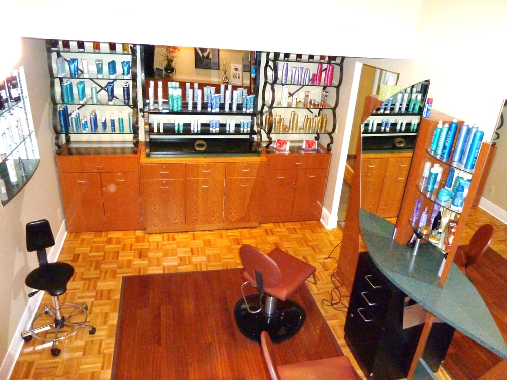Costantinos Salon