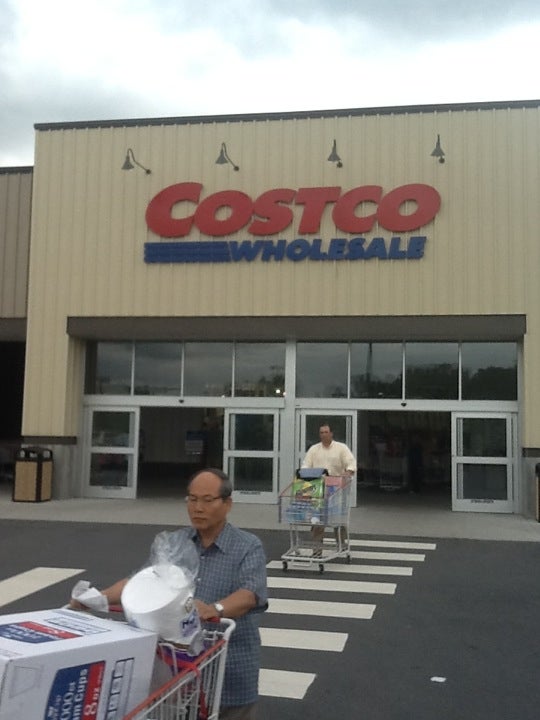 Costco Bakery 18 U.S. 9, Morganville