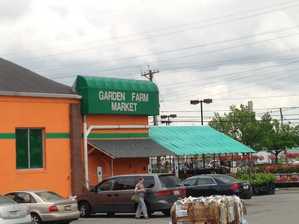 Garden Farm Market 927 W Kelly St, Metuchen
