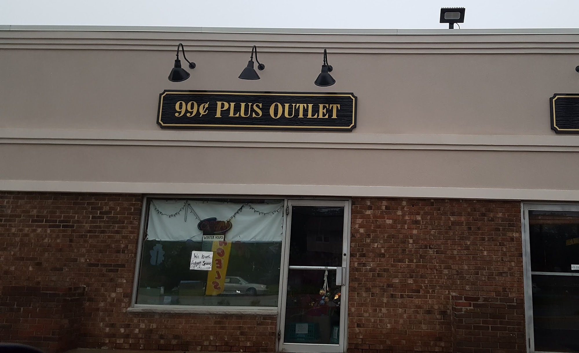 99¢ Plus Outlet