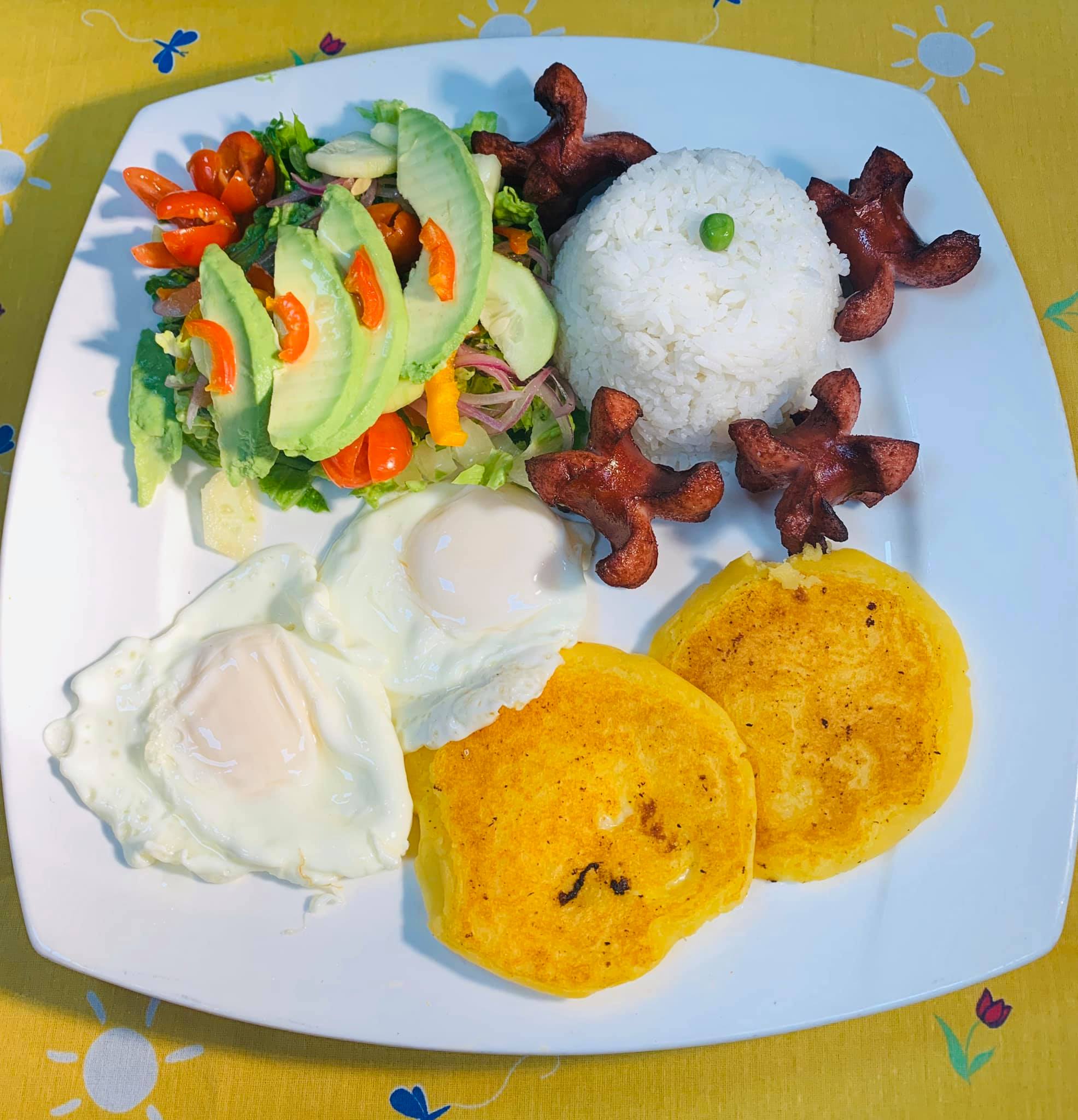 El Imperial Restaurant 334 Bloomfield Ave A, Newark
