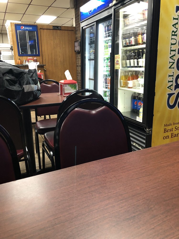Tony's Pizza 59 Pacific St, Newark