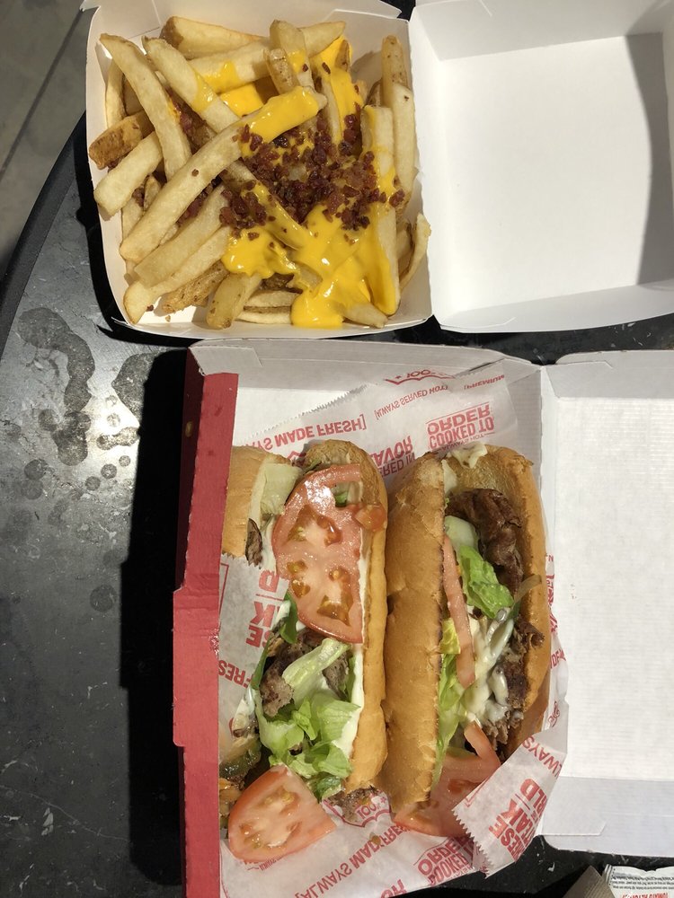 Charleys Philly Steaks Ste 1, Garden State Plaza Blvd Ste F114, Paramus