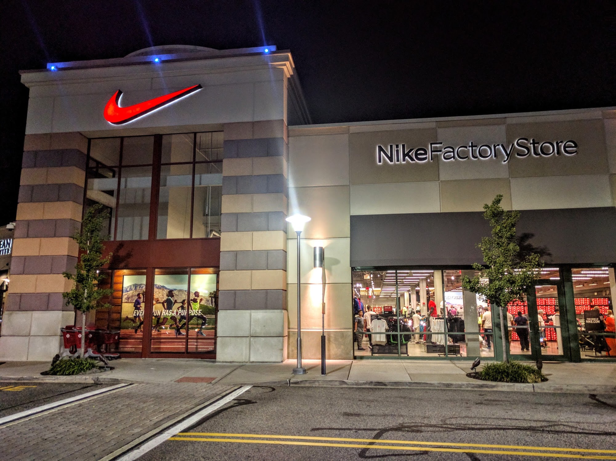 Nike Factory Store - Paramus
