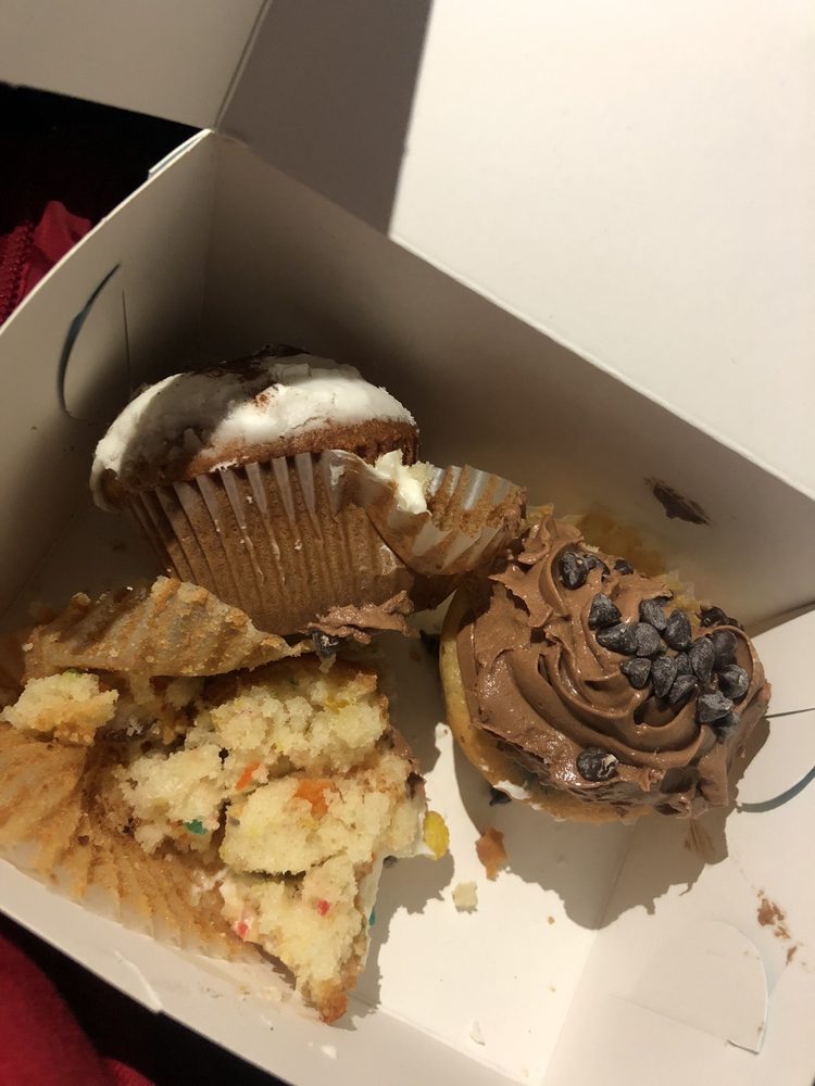 Mr. Cupcakes 700 Paramus Park, Paramus