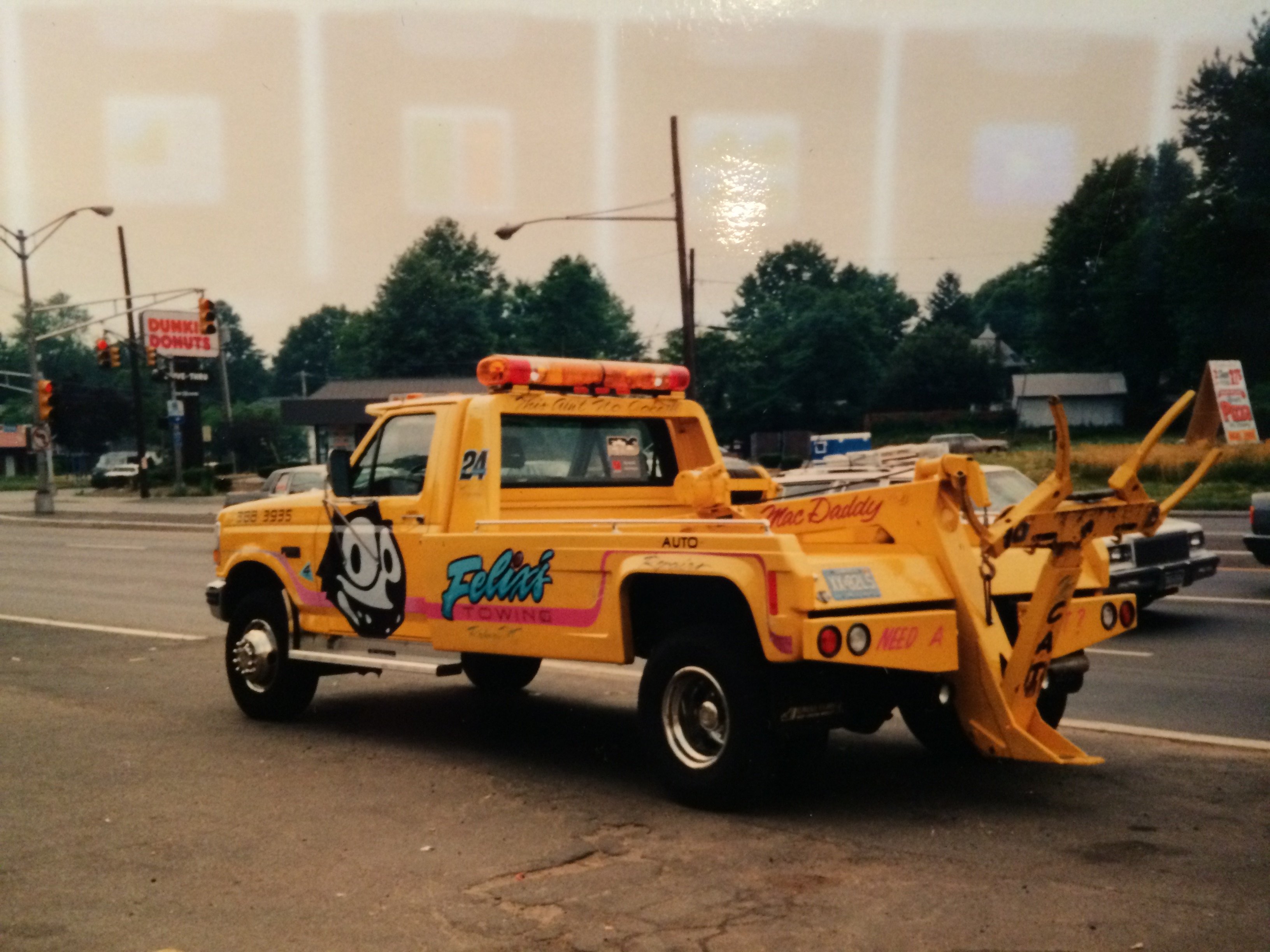 Felix's Towing & Flatbed Service 385 St Georges Ave suite b, Rahway
