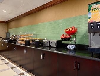 Ramada by Wyndham Rochelle Park Near Paramus 375 W Passaic St, Rochelle Park