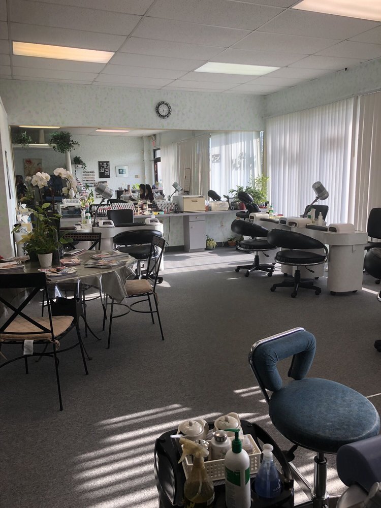 Sunny Nails 309 Main St, Sayreville