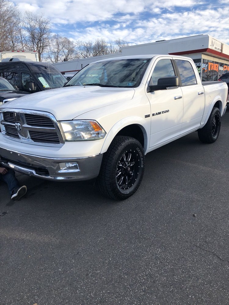 Phoenix Truxx 6056 NJ-35, South Amboy